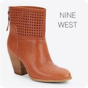 Nine West Cognac Perforated Leather Ankle Booties Size 8